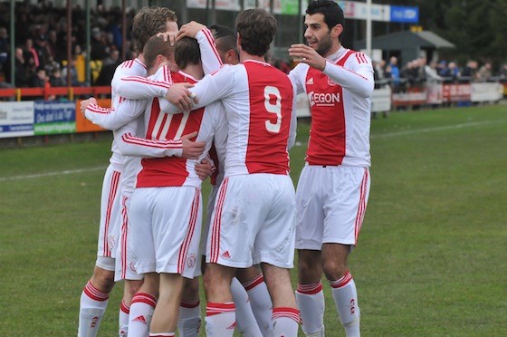 Foto Rob van Vliet: In het begin van de wedstrijd kon Ajax nog juichen