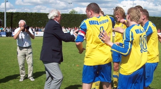 Feest 4 legmeervogels