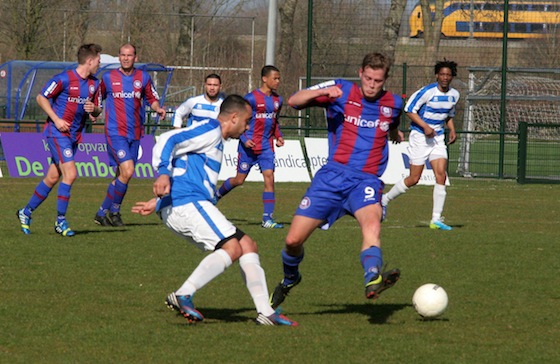 Jeroen Püttmann aan de bal