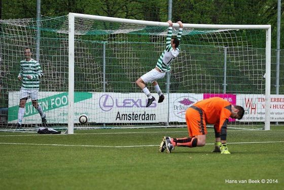 Tolman hangt aan lat