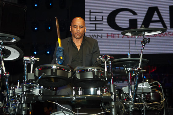 Glenn Helder drumde weer ouderwets op los in Escape