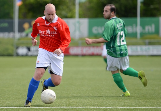 Foto Ton Hofstra: Nick Tavenier scoorde drie keer voor Hoofddorp tegen RODA'23