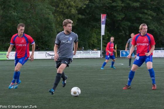 Cees Smaal omringt door Alex de Bruijne en Roy Bussman