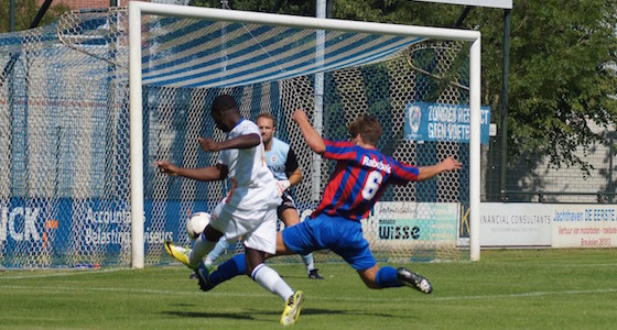 Sam Osei, eerder dit seizoen, in actie tegen CSW