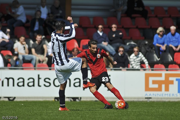Foto Jos Spitteler. AFC liet zich wegcounteren door Hercules (0-2)