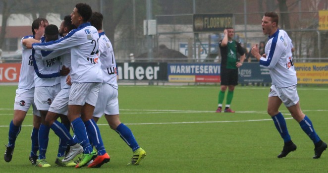 Gestolen zege op DHC helpt Purmersteijn aan kop in derde periode