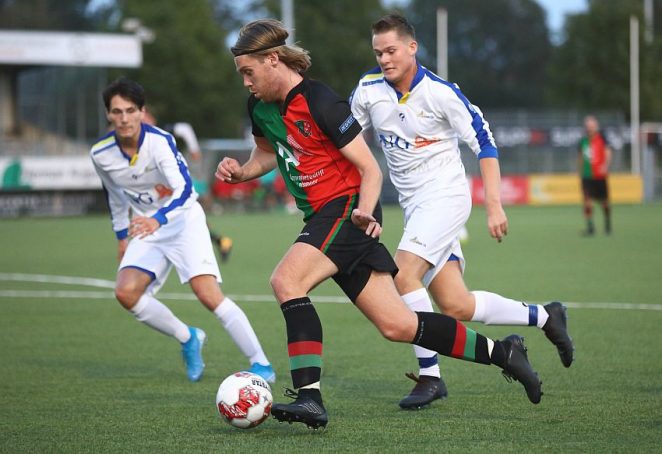 FC Aalsmeer niet voorbij OSM' 75 - Het Amsterdamsche Voetbal