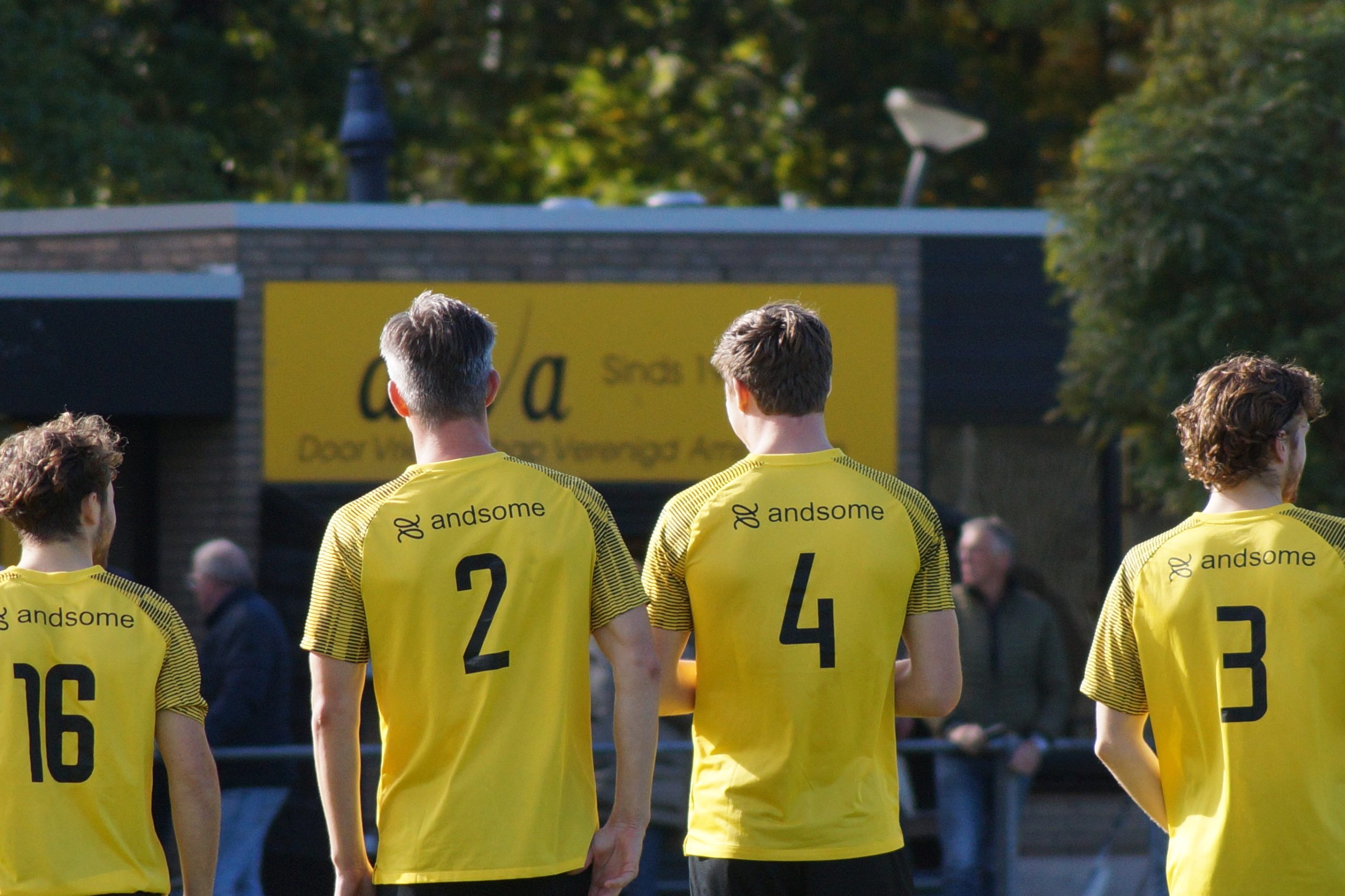 DVVA doet goede zaken tegen degradant Argon - Het Amsterdamsche Voetbal