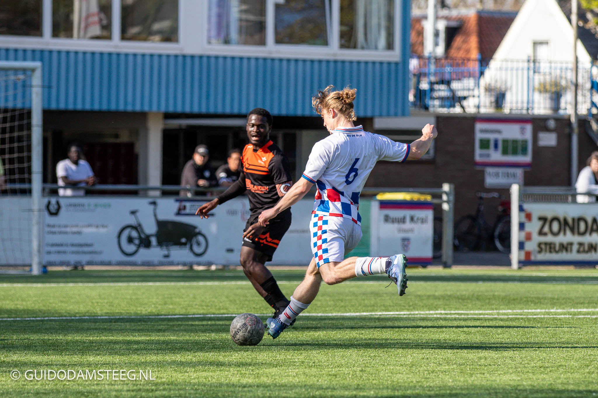 Waar bloedbad in zaterdag 2A: Arsenal en Monnickendam met zevenklappers onderuit. OSV wint voor het 