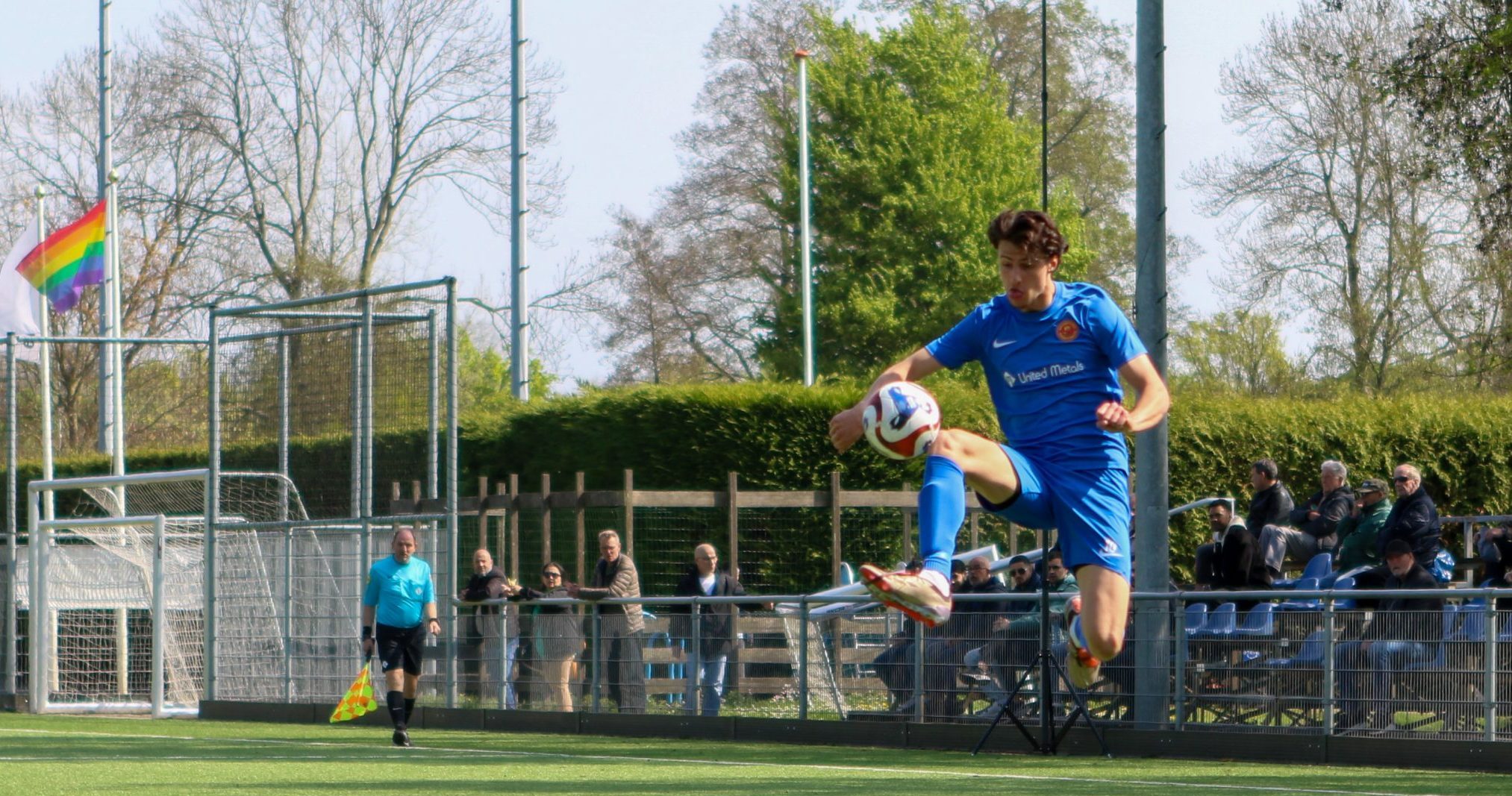 Broos Krijger verruilt Noordwijk voor FC Aalsmeer na één seizoen. Aanvaller (21) kiest voor nieuwe u