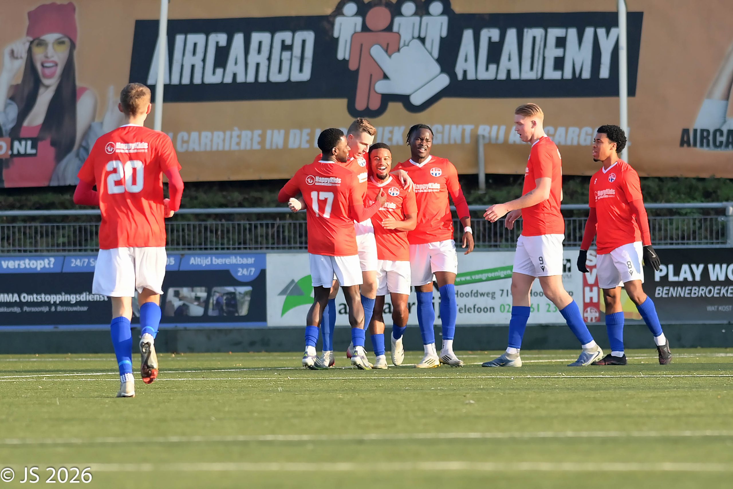 Hoofddorp sluit seizoen af met verlies: promovendus eindigt knap als zesde in de vierde divisie