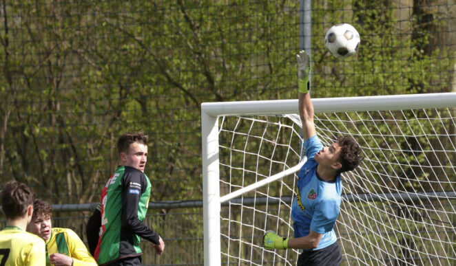 Het Amsterdamsche Jeugdvoetbal | Als je focust op het resultaat, zul je nooit veranderen; als je focust op verbeteren zul je resultaat zien.”