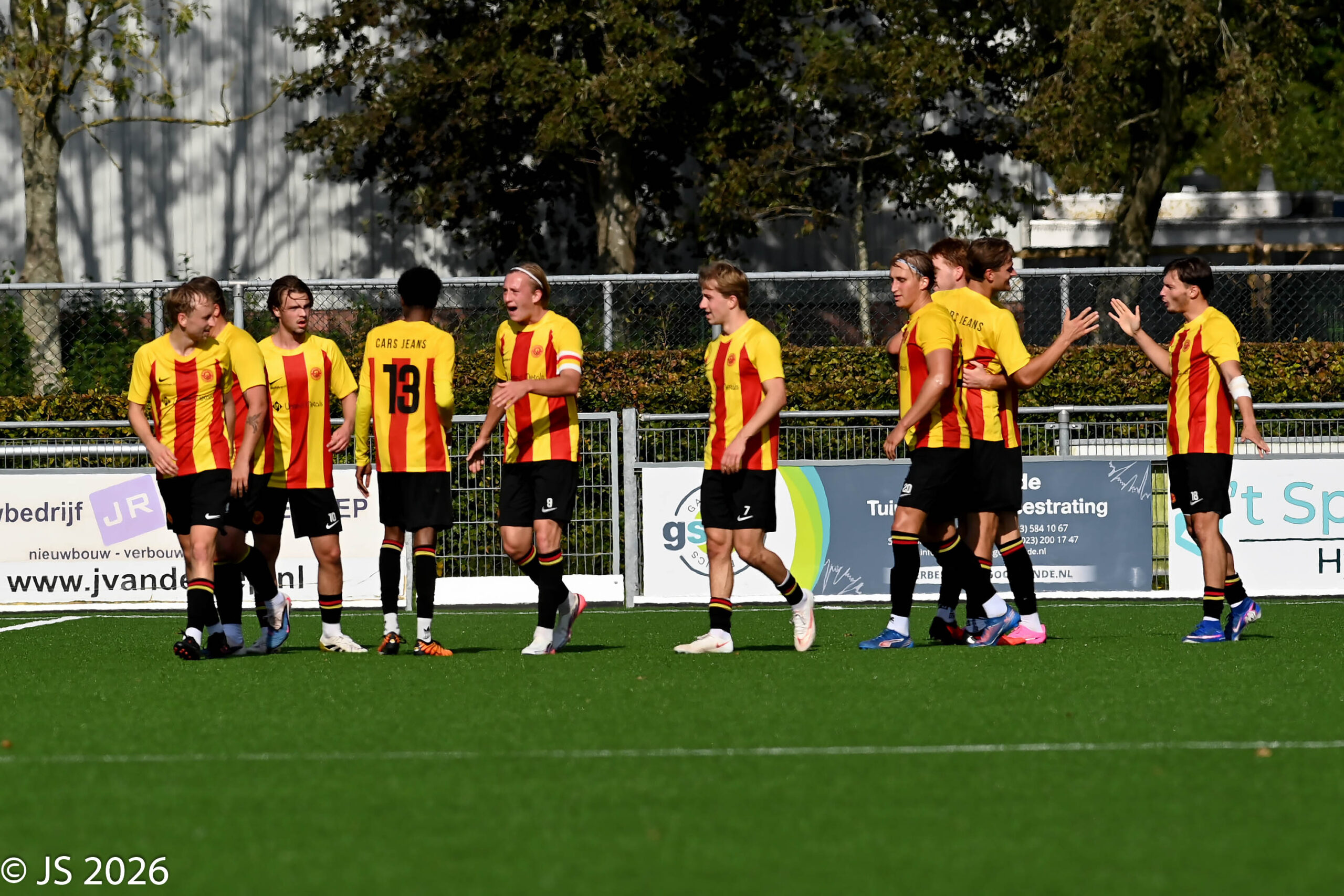 Sporting Martinus bekert verder na doelpuntrijk duel met FC Amsterdam